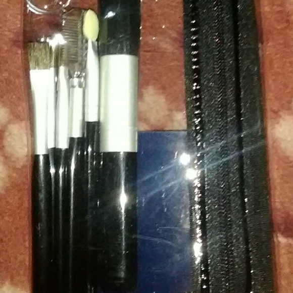 MICHEAL GIORDANO - Picture 7 of 11